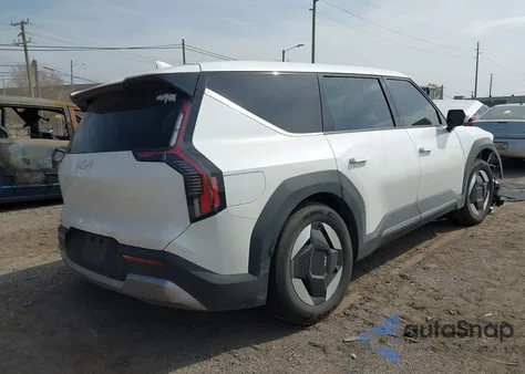 2024 Kia Ev9 Light Long Range из США, поврежденный, VIN KNDAB5S15R6033023